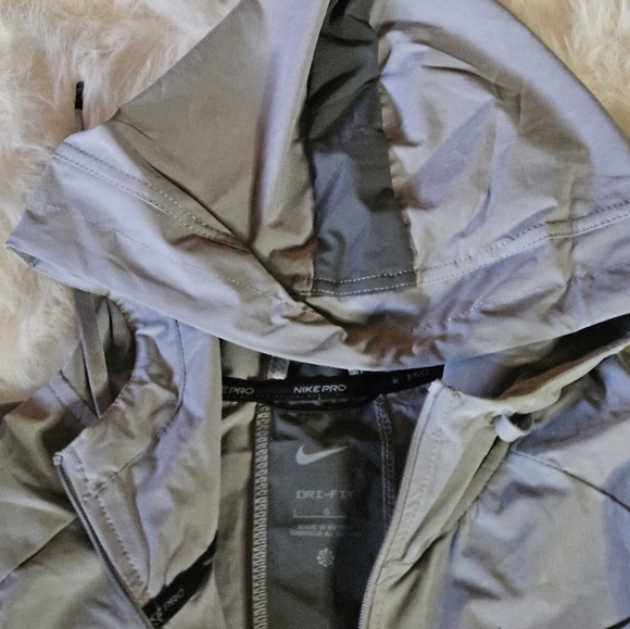 NIKE PRO DRI-FIT FLEX VENT MAX ZIP UP - Picture 5 of 8